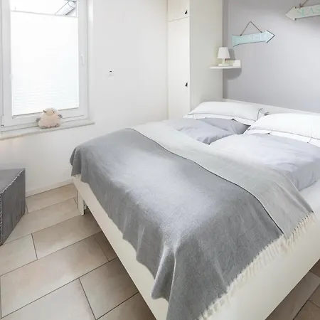 Seehaus 48 *